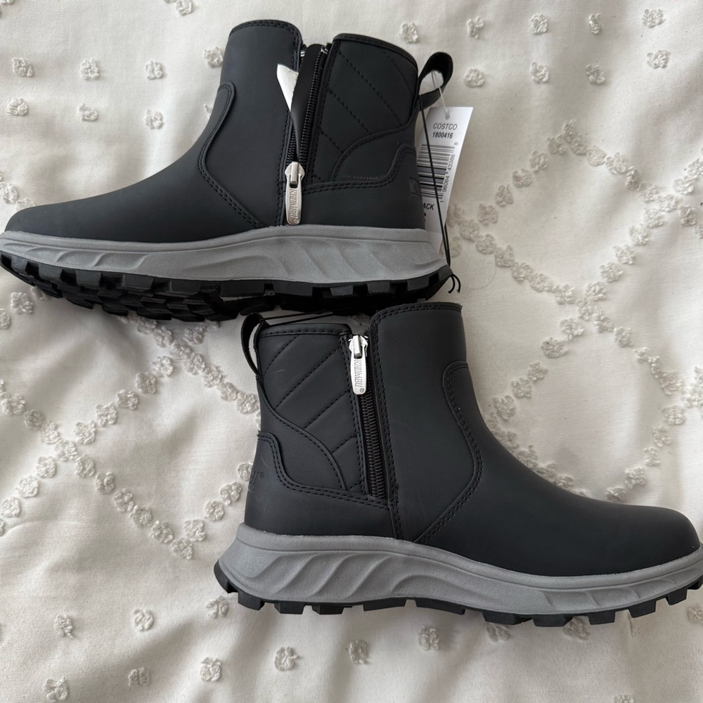 Khombu Women’s Dusk Boots Waterproof and Warm Insulated Winter boots
